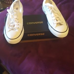 White converse